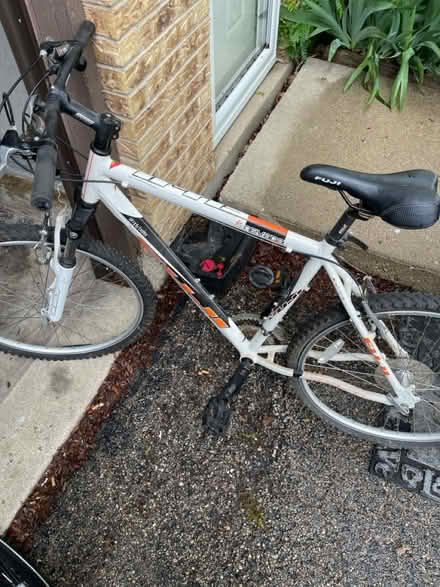 Photo of free Bicycle (Fair oaks and army tr) #1