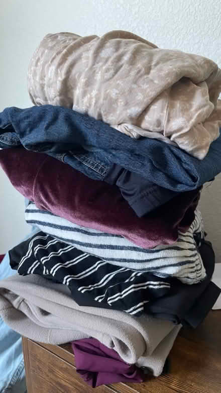 Photo of free Maternity clothes (Sunnyvale Downtown) #1