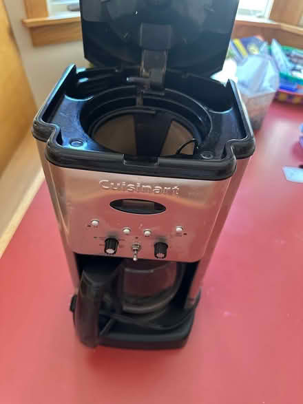Photo of free 12-cup cuisinart drip coffee maker (Greenfield Ave in San Anselmo) #1