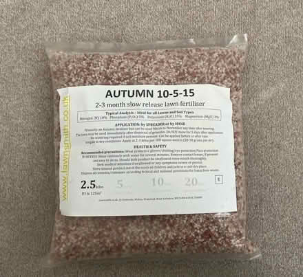 Photo of free Grass seed and lawn fertiliser (Hove BN3) #4