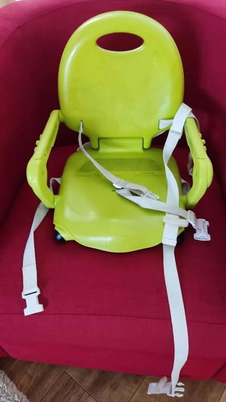 Photo of free Travel booster seat (Billericay - Sunnymede CM11) #1