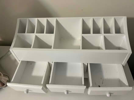 Photo of free Wooden make up organiser (Twickenham TW2) #2