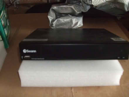 Photo of free 8 channel DVR (Havering Grange RM1) #2