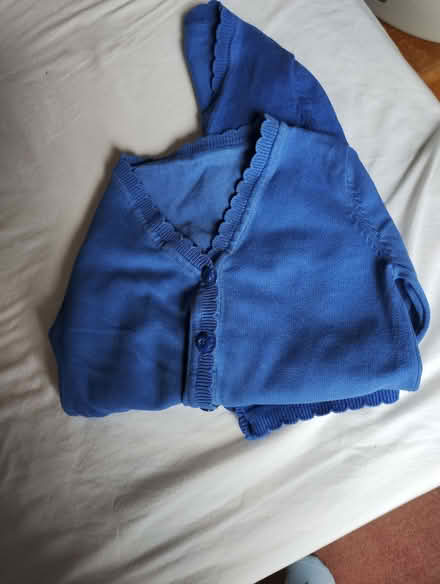 Photo of free School uniform age 4-5 (Brockley SE4) #1