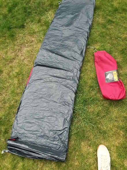 Photo of free Quechua Arpenaz T2 tent (Cheadle Hulme SK8) #3