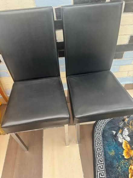 Photo of free 2 chairs (East dulwich SE22) #1
