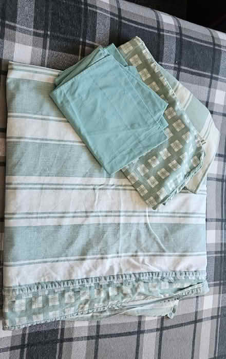 Photo of free King size duvet cover (Chaddesden Wood DE21) #1
