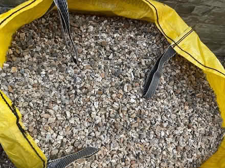 Photo of free tonnes of shingle (Boscombe, Bournemouth BH5) #2