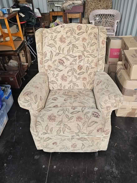 Photo of free 2 recliners (Kington HR5) #1