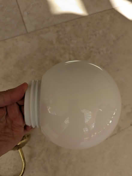 Photo of free White glass screw-in lampshade (M20 West Didsbury) #3