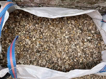 Photo of free tonnes of shingle (Boscombe, Bournemouth BH5) #4