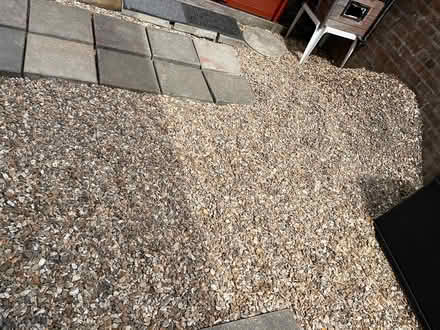Photo of free tonnes of shingle (Boscombe, Bournemouth BH5) #3