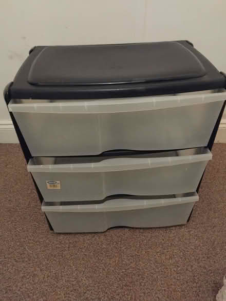 Photo of free Plastic chest of drawers (Sion Hill) #1