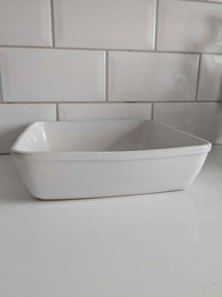 Photo of free 2 Oven Dishes (Finchley N2) #1