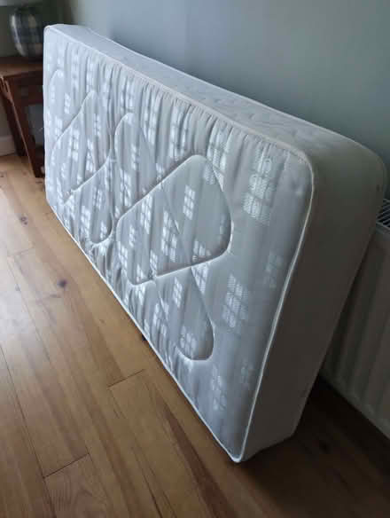 Photo of free Single mattress (Stockbridge EH4) #1