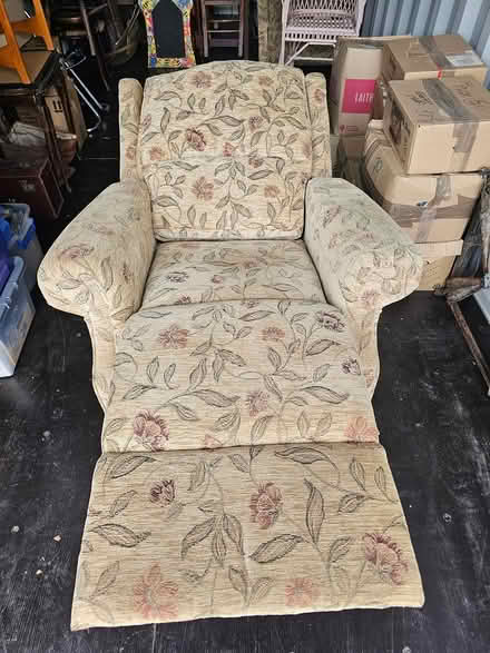 Photo of free 2 recliners (Kington HR5) #2