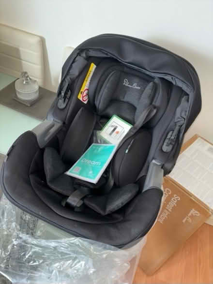 Photo of free Silver cross newborn car seat (Chorley) #4