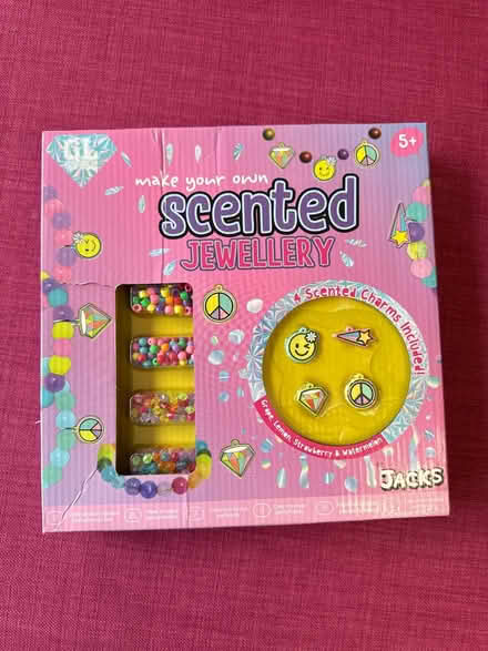 Photo of free Kids jewellery kit (Sanderstead) #1