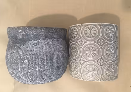 Photo of free Plant pots (Shoreditch) #1