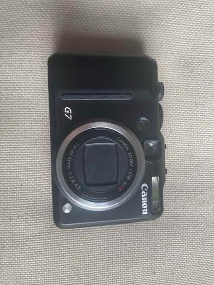 Photo of free Canon digital camera (RG1) #1