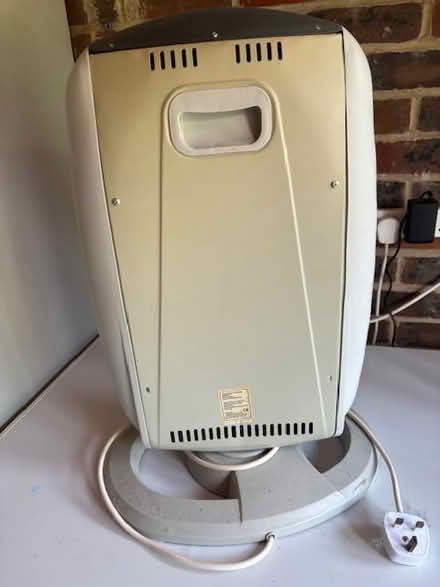 Photo of free halogen electric heater (Michelmersh, Romsey) #3