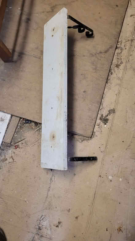 Photo of free Old shelf (Bromley BR1) #1