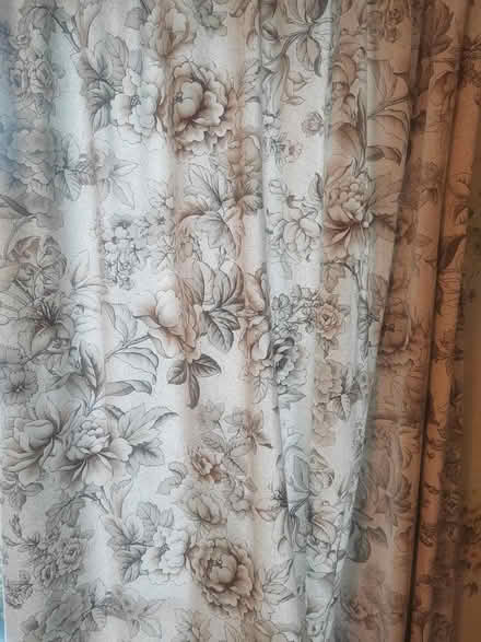 Photo of free Around 7 pairs of curtains (Whittlesey) #2