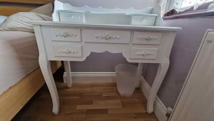 Photo of free White dressing table (HA0) #1