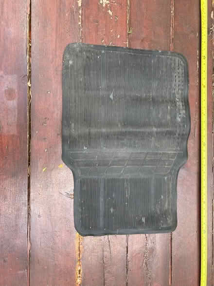 Photo of free Car mat (Raynes Park (SW20)) #1