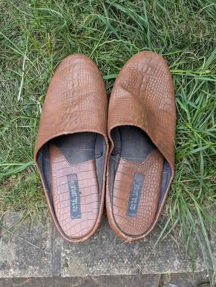 Photo of free mens slippers (Coventry, CV5) #1