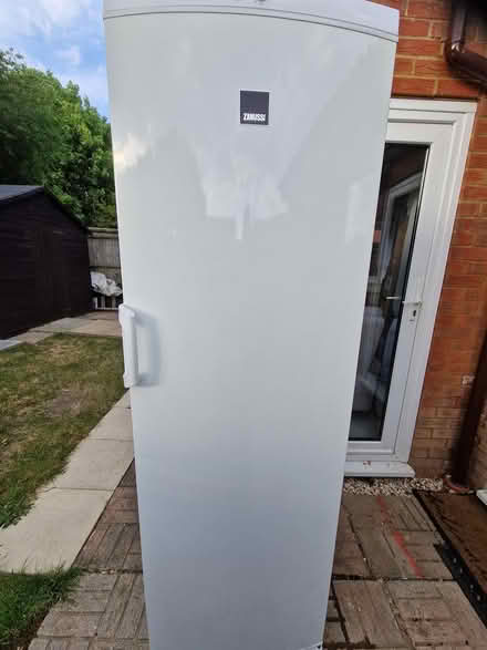 Photo of free Freezer (RG5) #2