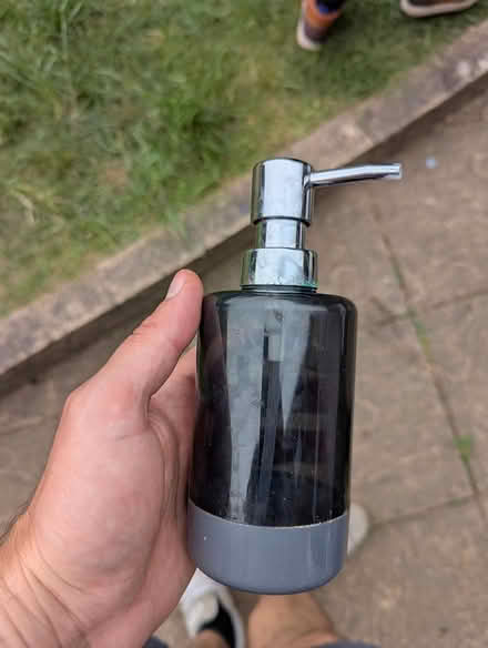 Photo of free soap dispenser (Coventry, CV5) #1