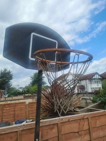 Photo of free Basketball hoop (W5) #1