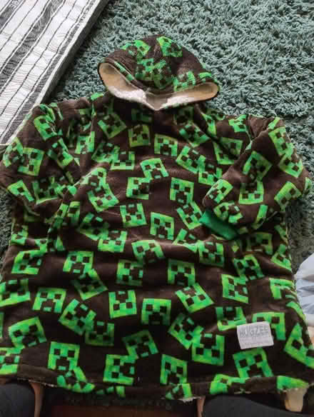 Photo of free Minecraft Hugzee fleece lined wearable blanket (Churchgate EN8) #1
