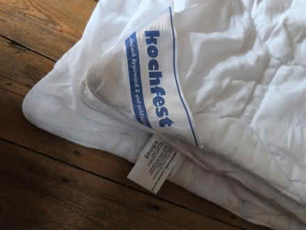 Photo of free 2 Single duvets (NW11 Temple Fortune) #2