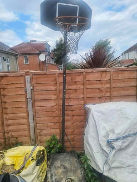 Photo of free Basketball hoop (W5) #2