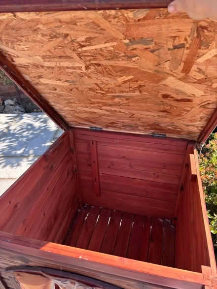 Photo of free Outdoor Cat/small dog house (Barnet EN5) #4