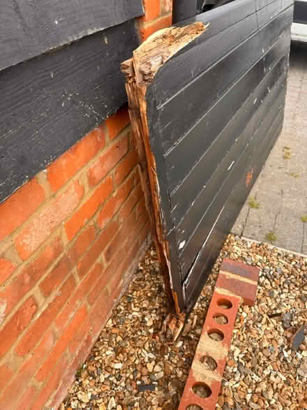 Photo of free Gates (Princes Risborough HP27) #3