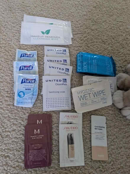 Photo of free Wipes & BB cream samples (Calderon and evelyn) #1