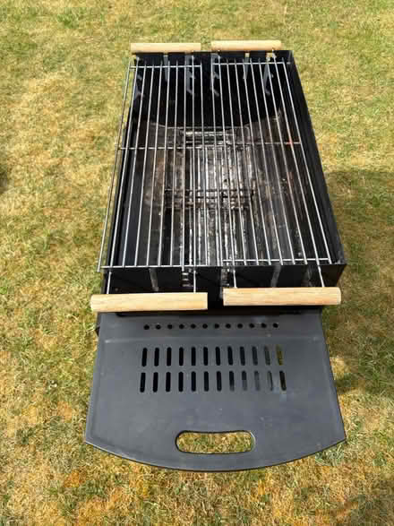 Photo of free BBQ (RG31 6RL) #3