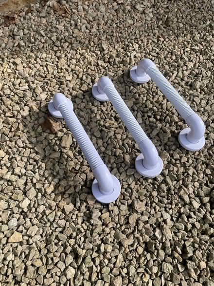 Photo of free Grab handles (Halton LA2) #1