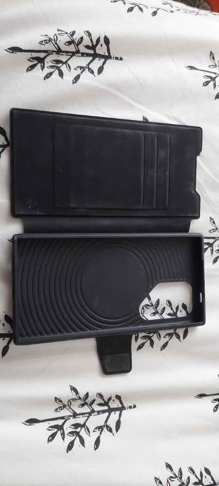 Photo of free Samsung Galaxy S24 Ultra case (Erlestoke SN10) #2