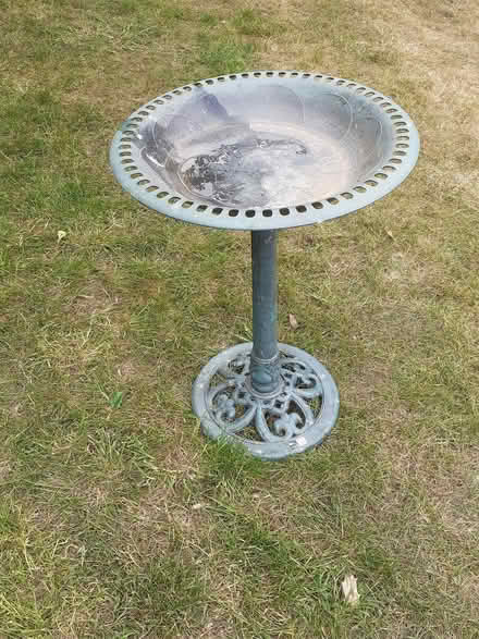 Photo of free Bird bath (Bloxham OX15) #1