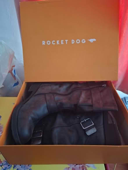 Photo of free rocket dog leather boots ๐ข (CB5 8PA) #1