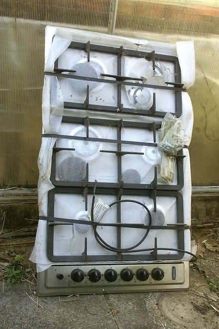 Photo of free 6 Burner Gas Hob (Havant PO9) #1