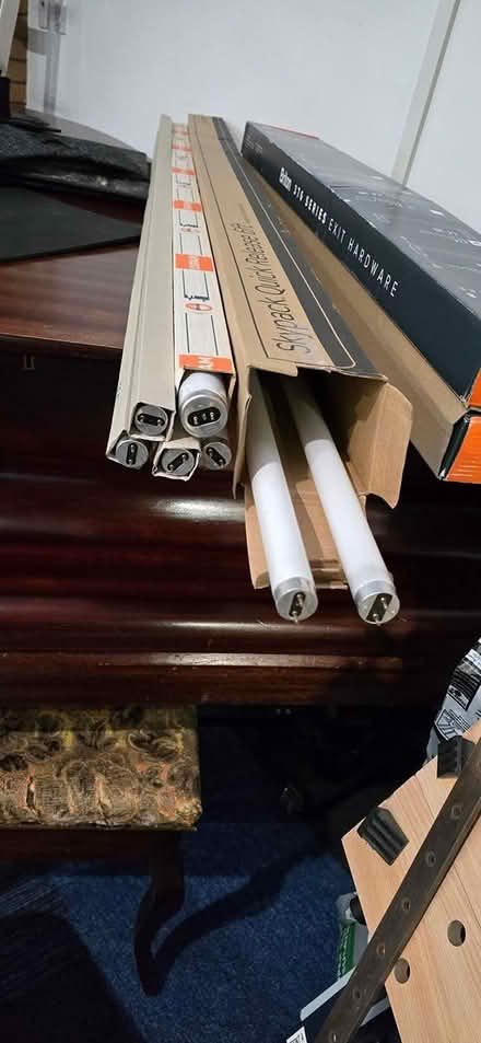 Photo of free Several 6ft fluorescent lamps (Brierley Hill DY5) #1
