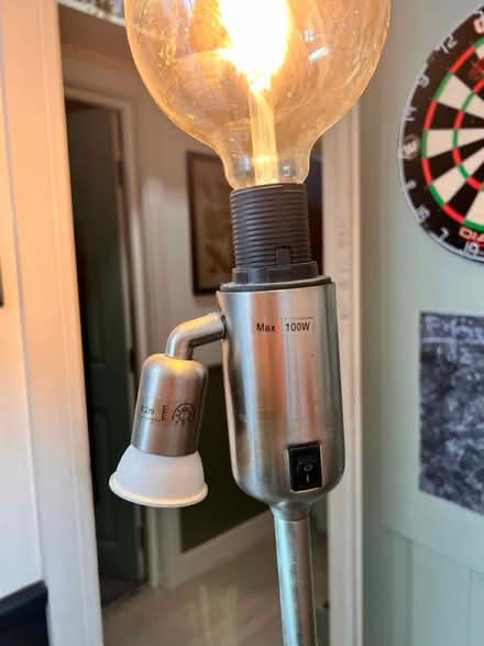 Photo of free Floor standing lamp (CR7 Thornton heath) #4