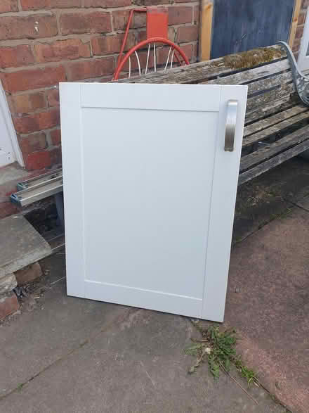 Photo of free Kitchen cupboard door with hinges (Old Trafford, M16) #2
