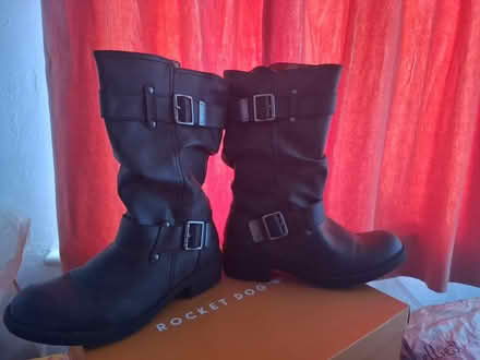 Photo of free rocket dog leather boots ๐ข (CB5 8PA) #2