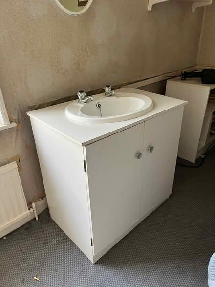 Photo of free White vanity unit with basin (York) #1